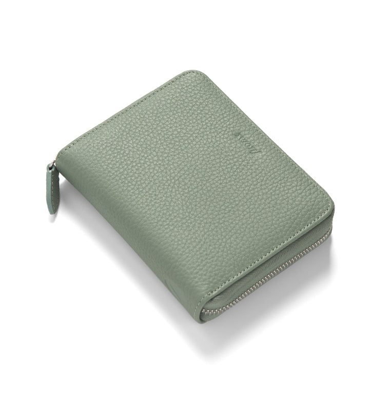 26-022400 Norfolk Pocket Compact Zip Sage Organiser